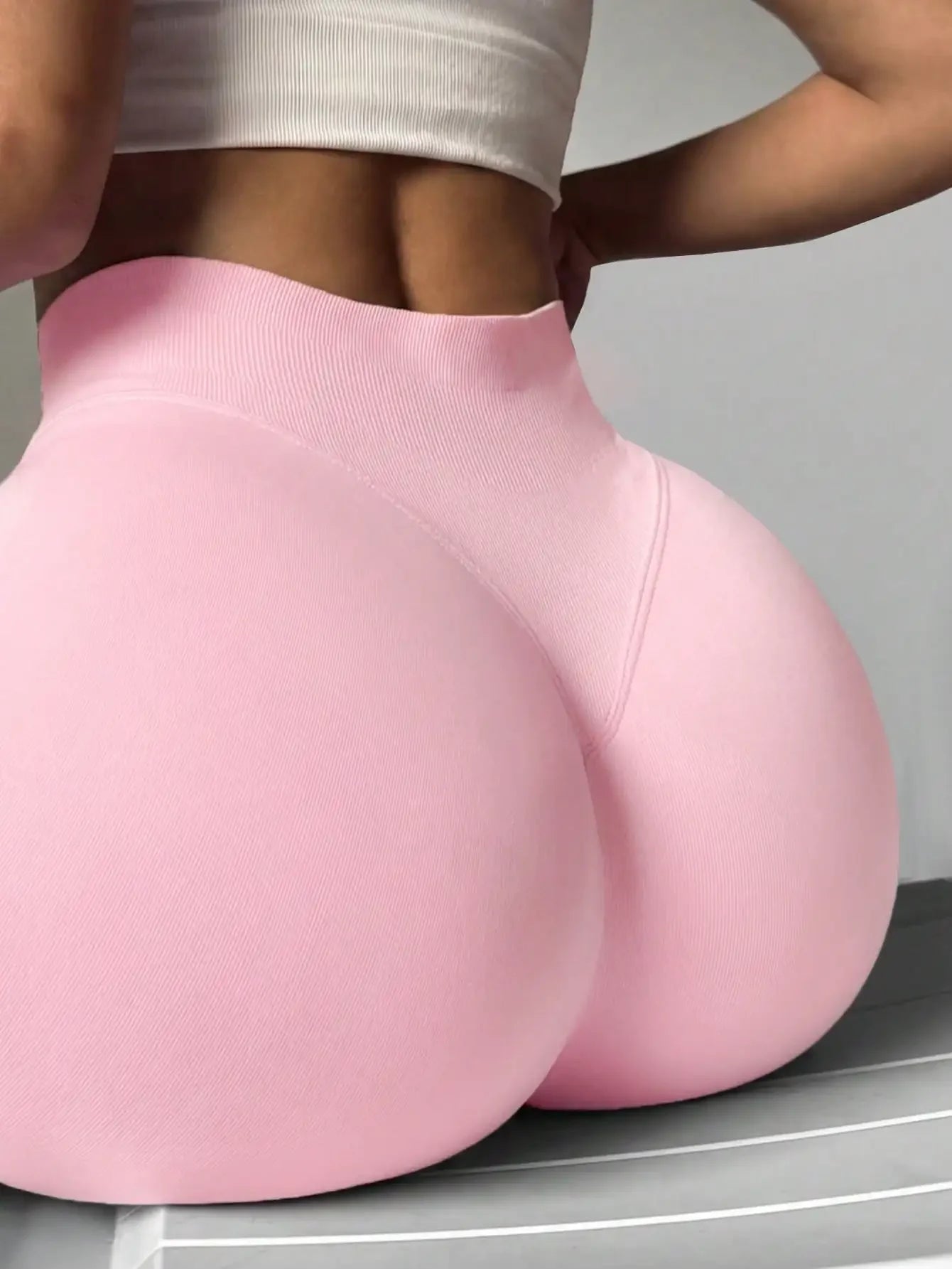 Seamless Butt Lifting Sports Shorts for Women Gym Workout