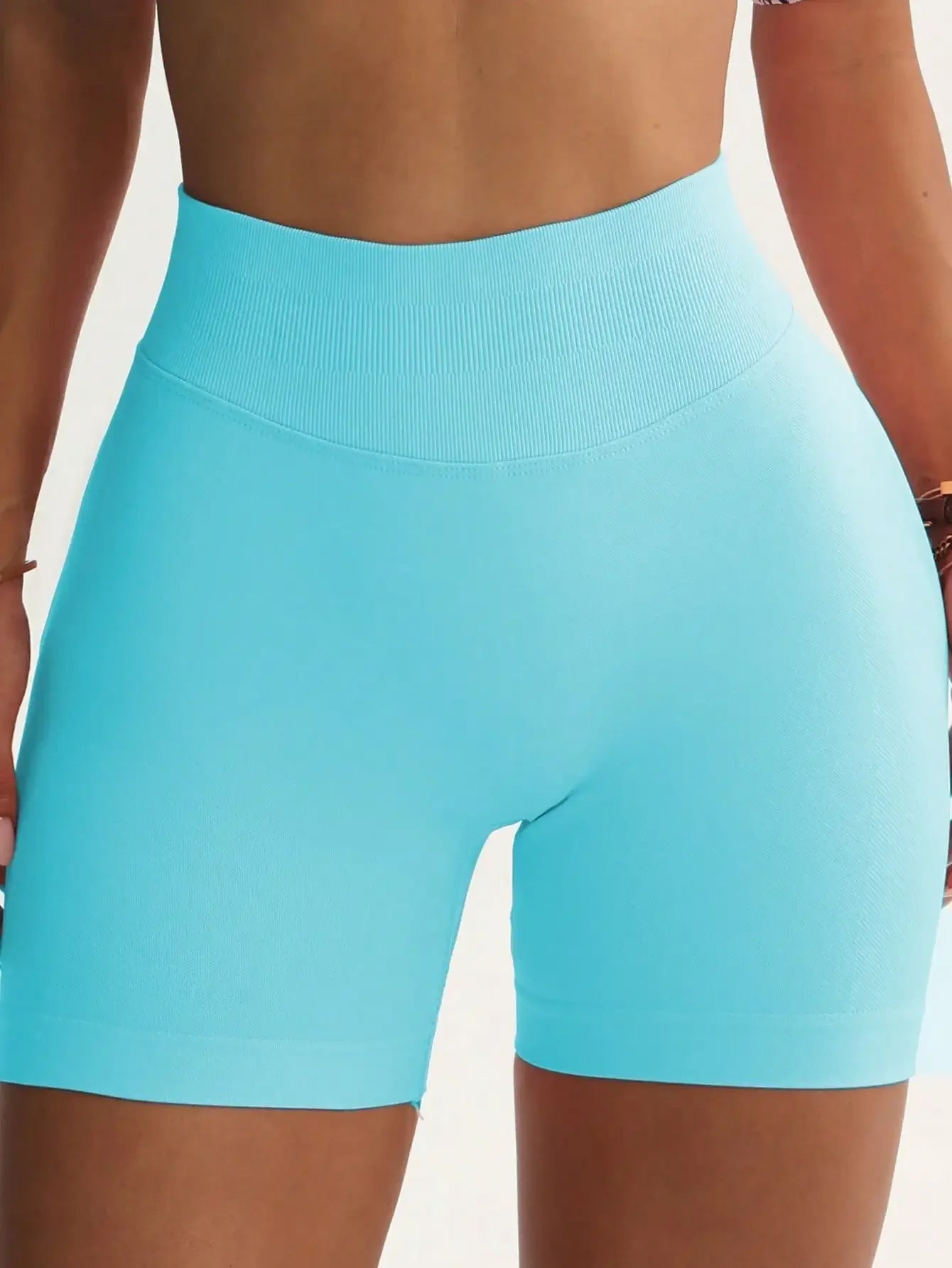 Seamless Butt Lifting Sports Shorts for Women Gym Workout